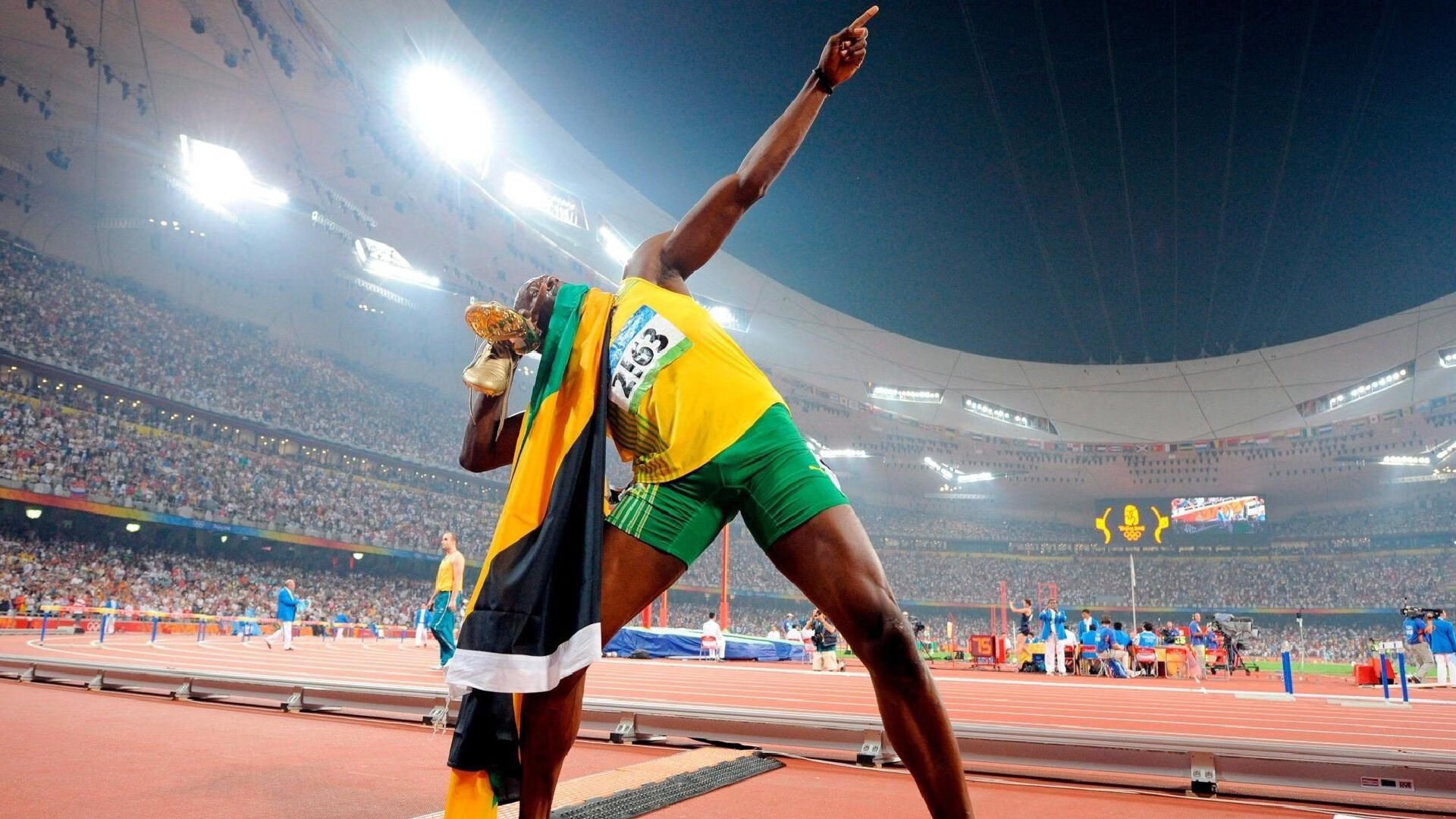 九游下载官网-山地自行车赛，风火轮上的速度与激情，山地自行车风火轮荧光棒